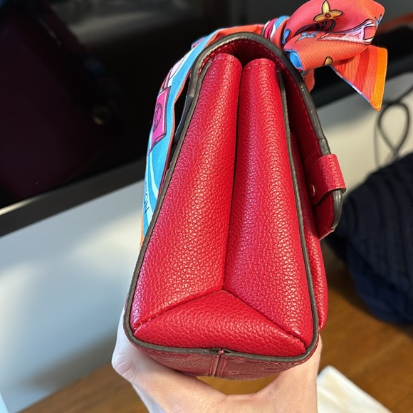 Louis Vuitton Vavin in Scarlet Red with twilly - Picture 9 of 17